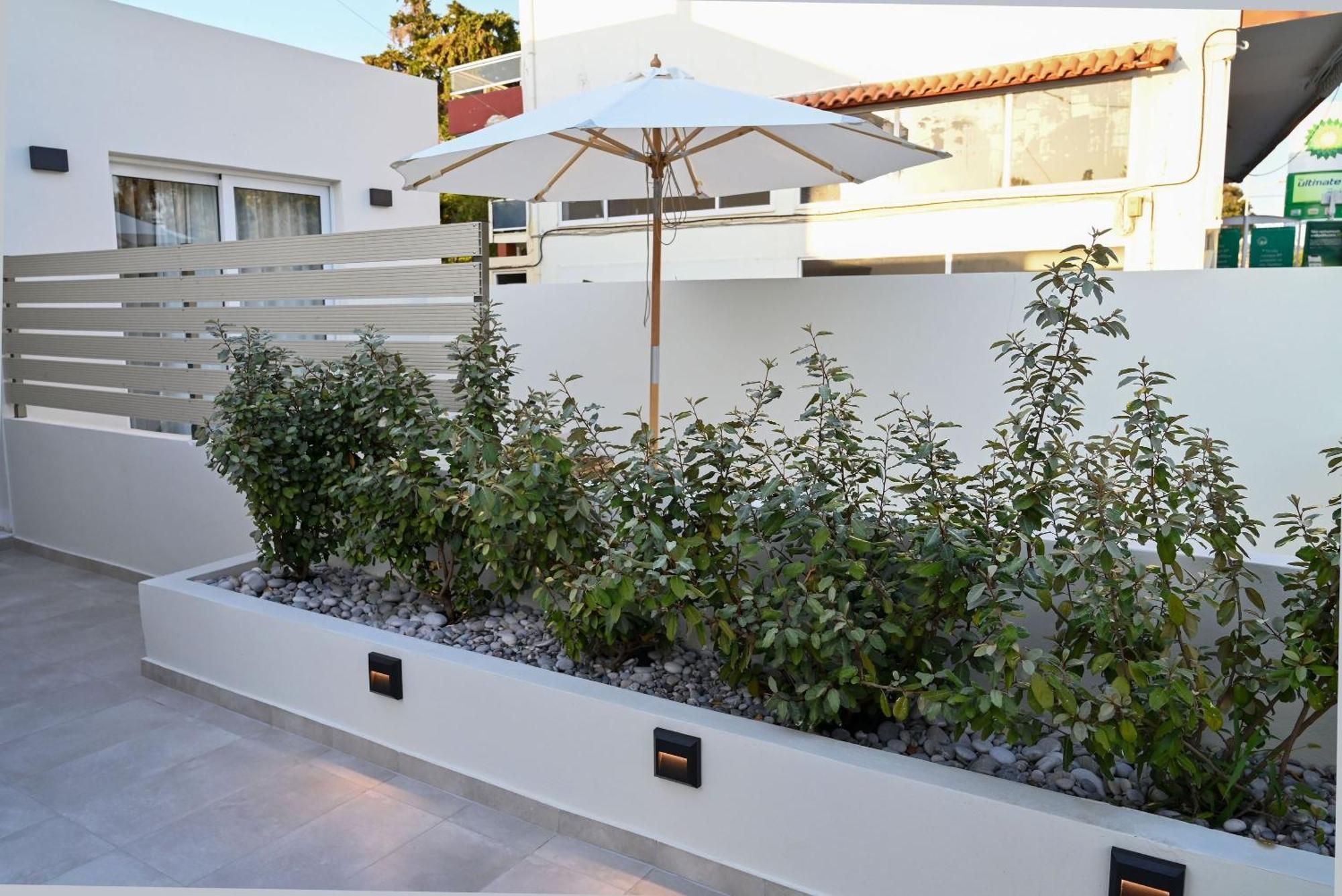 Rhotheon Suites In Ialisos Exterior foto