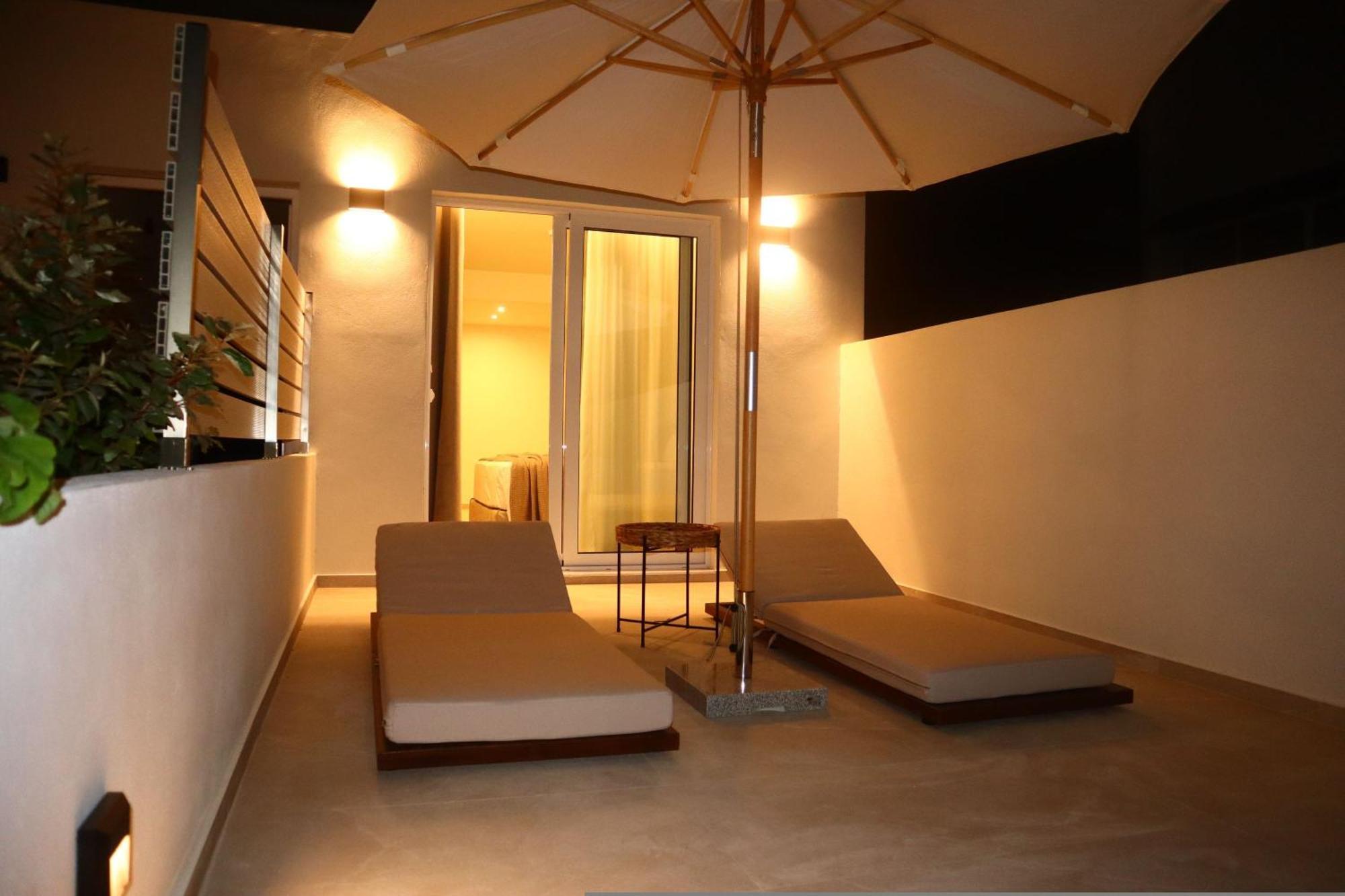 Rhotheon Suites In Ialisos Exterior foto